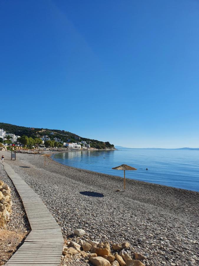 Marine Apartments Venetiko Ajíasz Fotinísz-part Kültér fotó