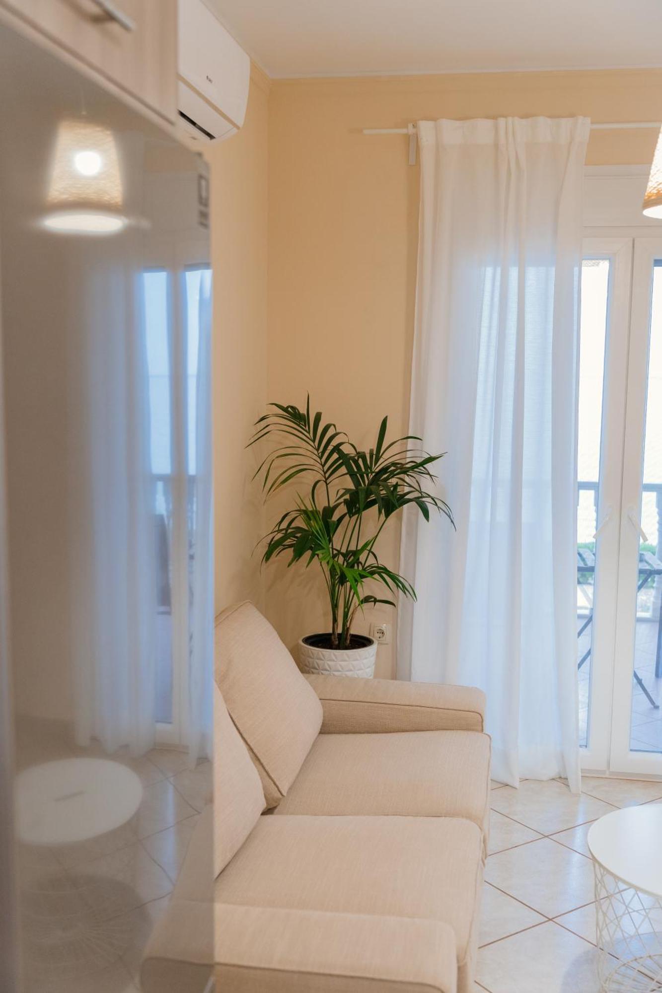 Marine Apartments Venetiko Ajíasz Fotinísz-part Kültér fotó