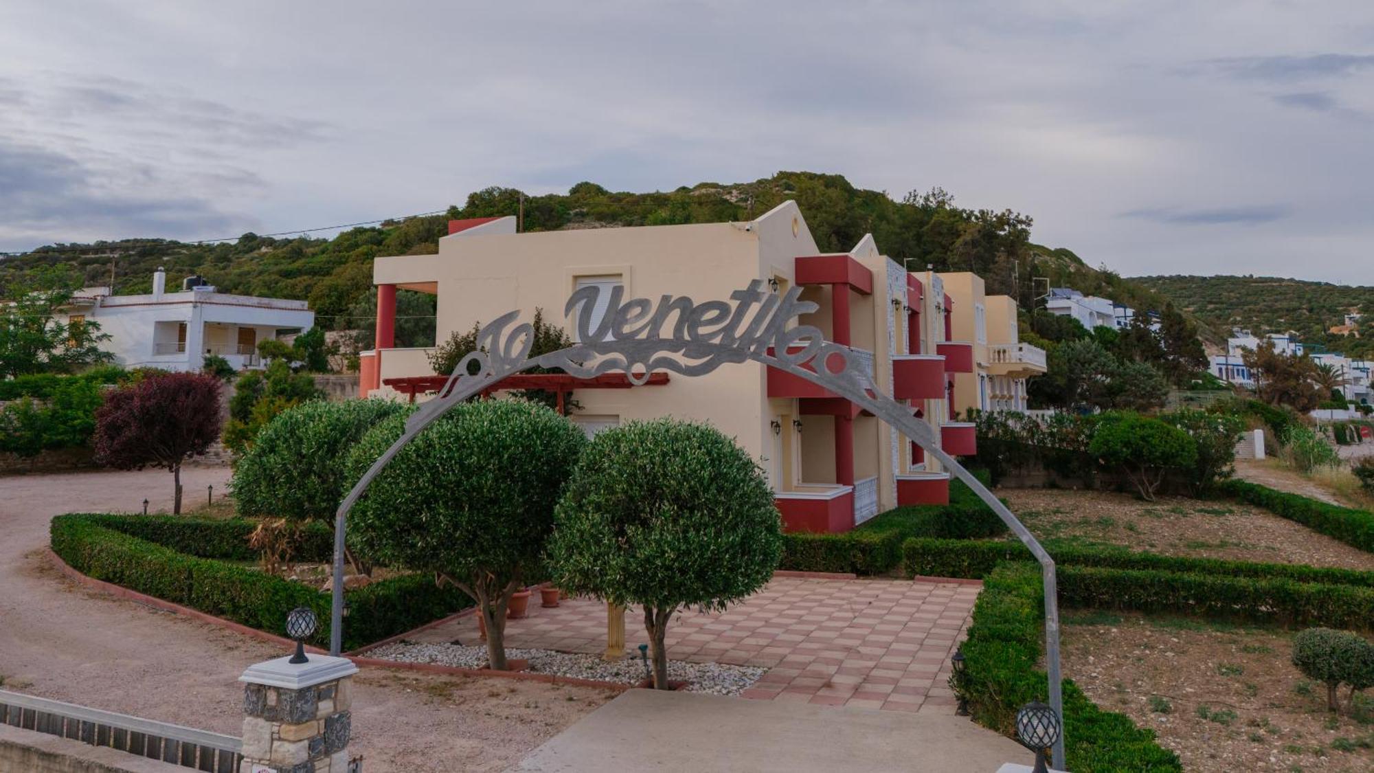 Marine Apartments Venetiko Ajíasz Fotinísz-part Kültér fotó